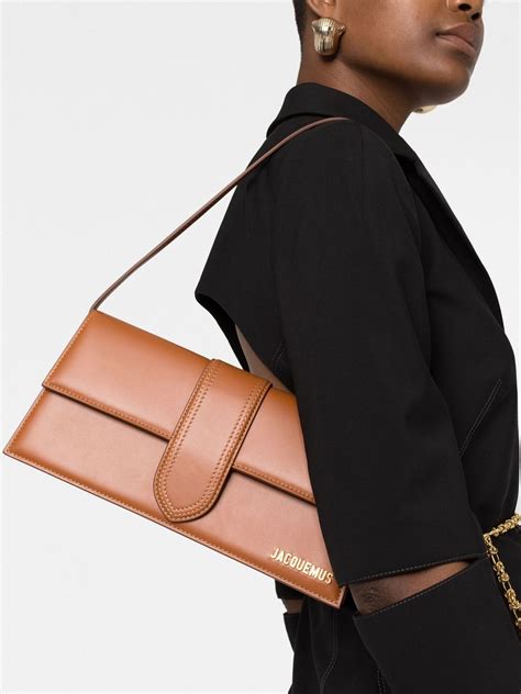 jacquemus le bambino bag.